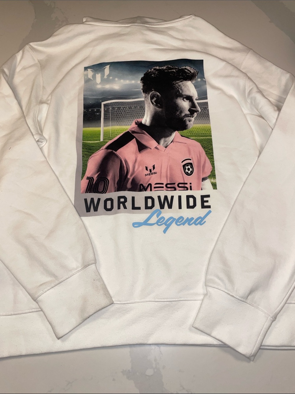 Messi Worldwide Legend Graphic Sweatshirt - White with Pink Graphic XL